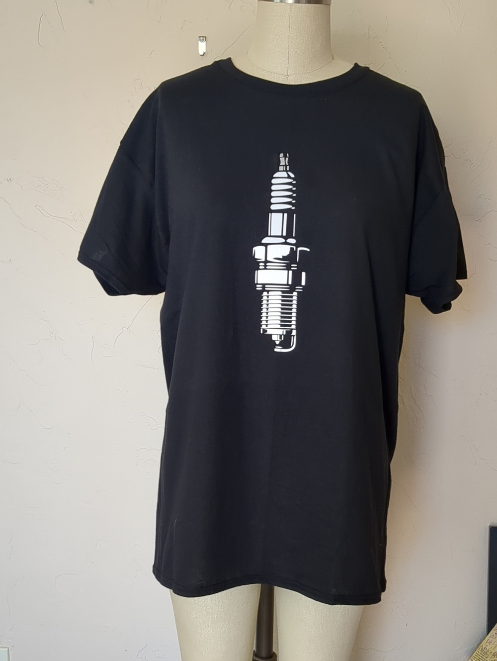 Spark Plug Graphic Tee, NWOT Black T‑Shirt, Gearhead, Unisex, Automobilia